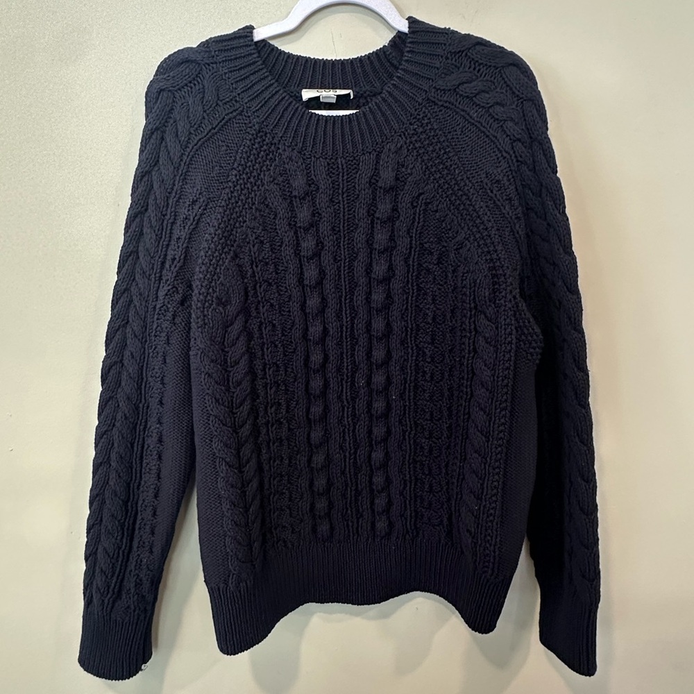 Women's Cable Knit Sweater
